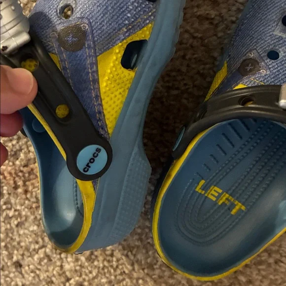 Minions Crocs - Picture 7 of 7